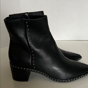 Dolce Vita Bee Stud Pointed Toe Ankle Boots - Size 8